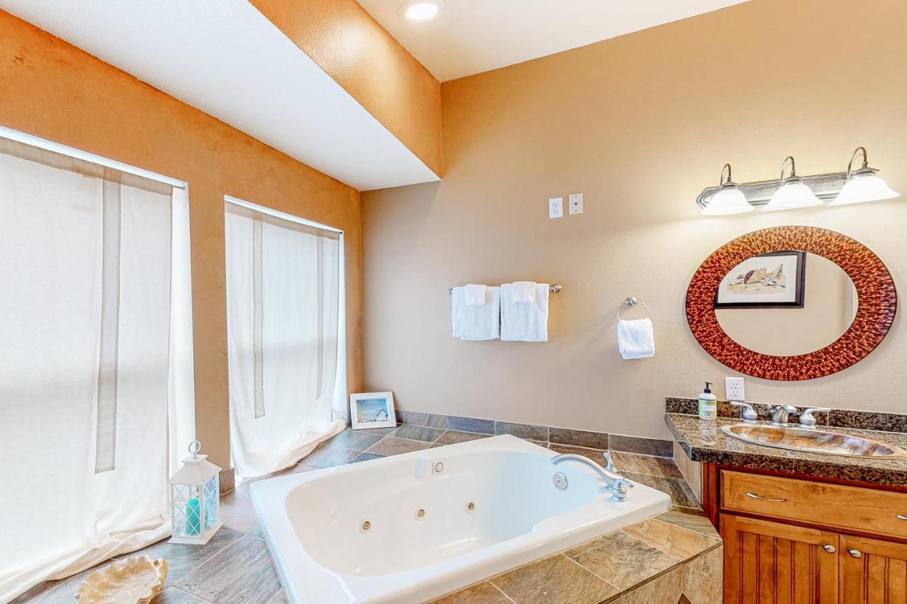 Rejuvenating Breeze Villa Newport Ngoại thất bức ảnh
